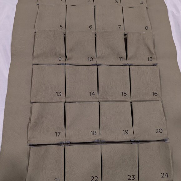 NWT Gathre Advent Calendar (Leather, Small, Green) - Picture 6 of 16